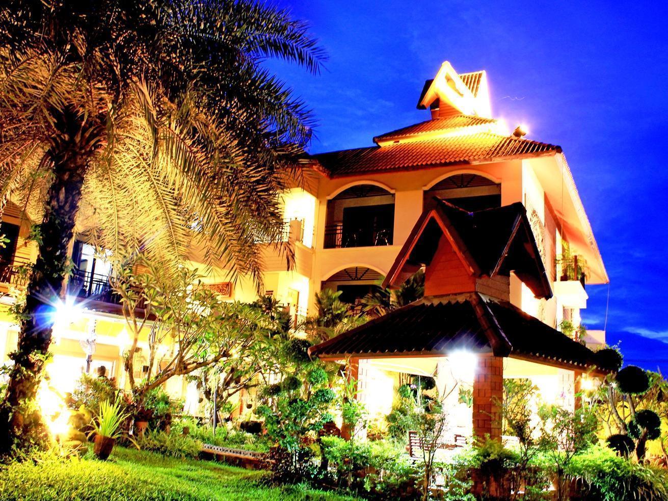 Phoom Thai Garden Hotel Phrae Exterior foto